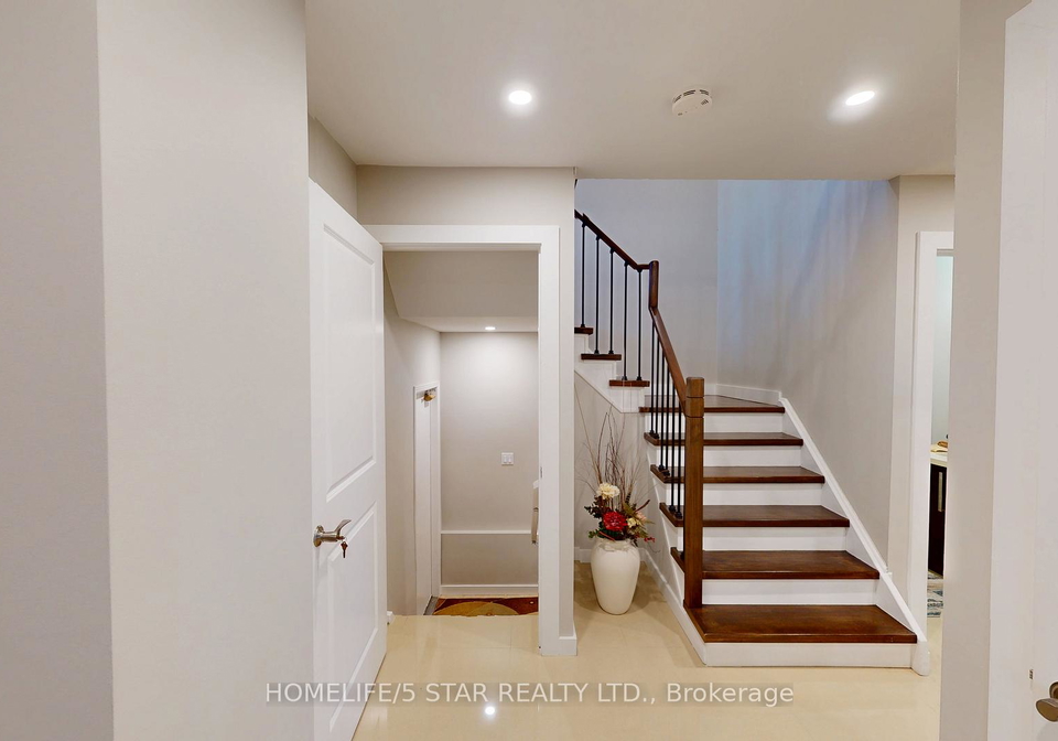42-pilkington-crescent-vaughan-ontario-n12949858