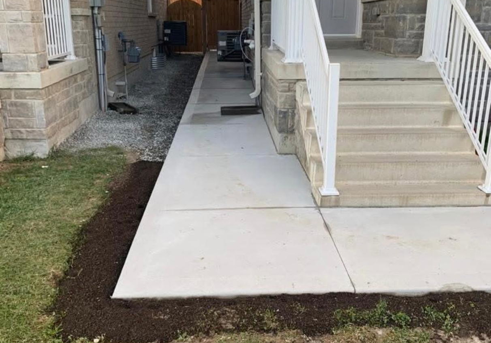 10-hopkins-crescent-bradford-west-gwillimbury-ontario-n12950404
