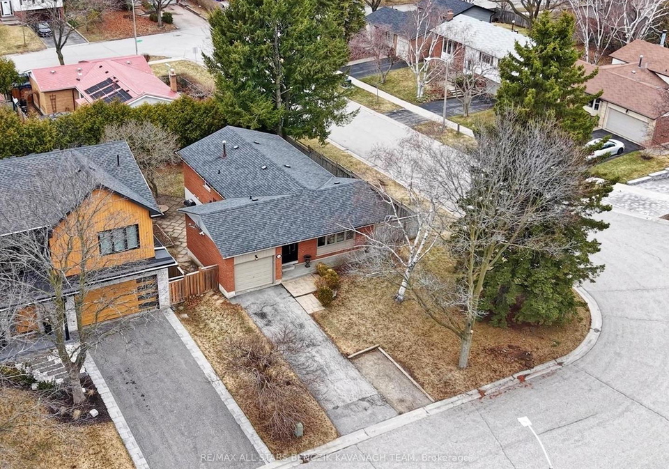 30-sir-caradoc-place-markham-ontario-n12950798
