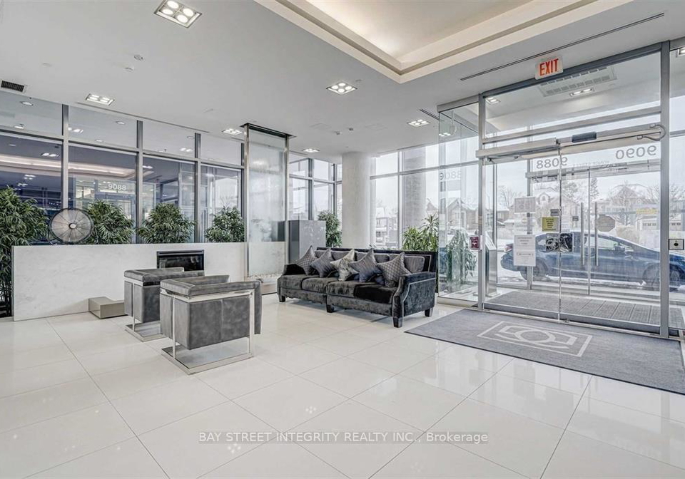 9088-yonge-street-richmond-hill-ontario-n12950966