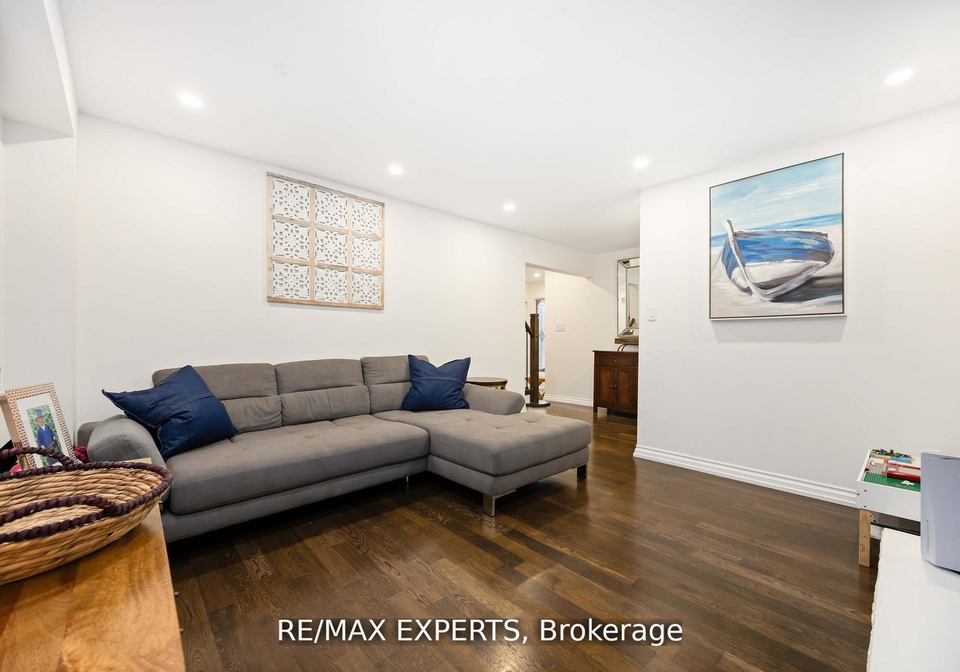 93-stiver-drive-newmarket-ontario-n12950976
