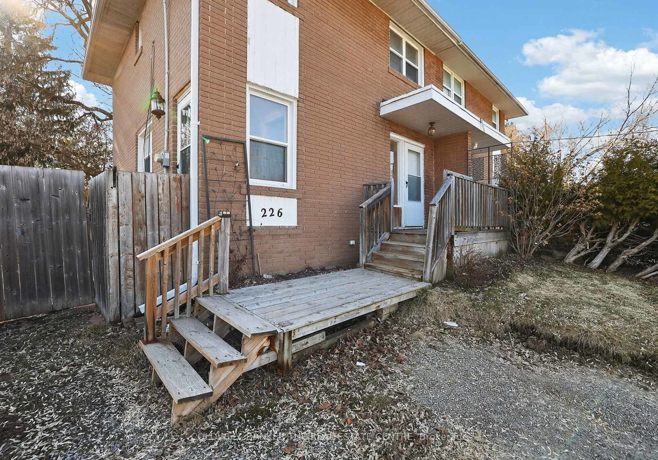 226-septonne-avenue-newmarket-ontario-n12951032
