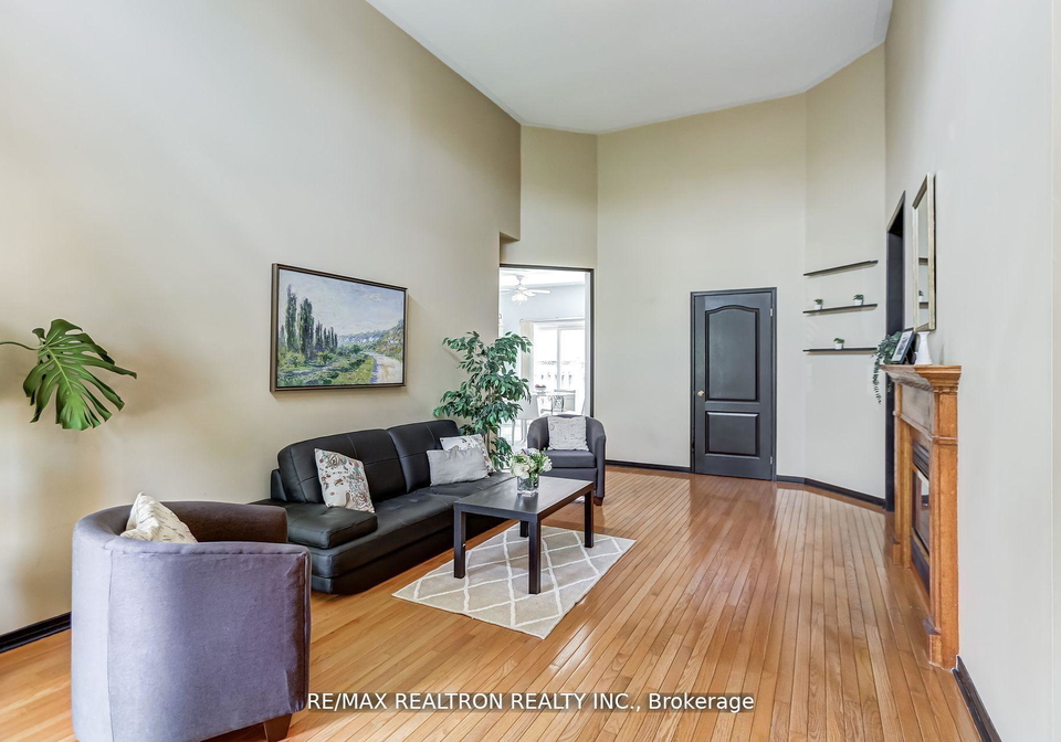 61-manorwood-drive-markham-ontario-n12951140
