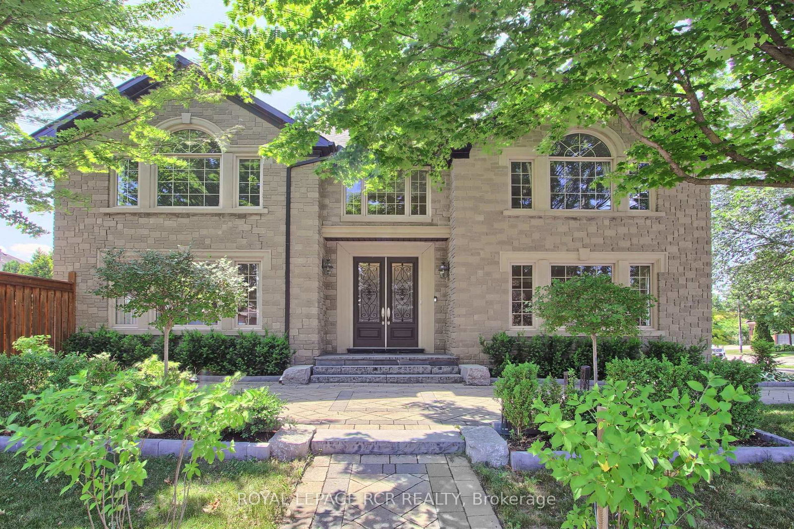 646-brooker-ridge-newmarket-ontario-n12952190