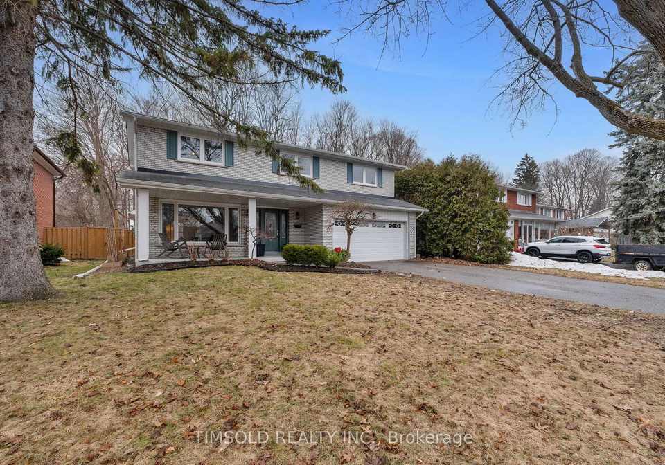 83-senator-reesors-drive-markham-ontario-n12952272