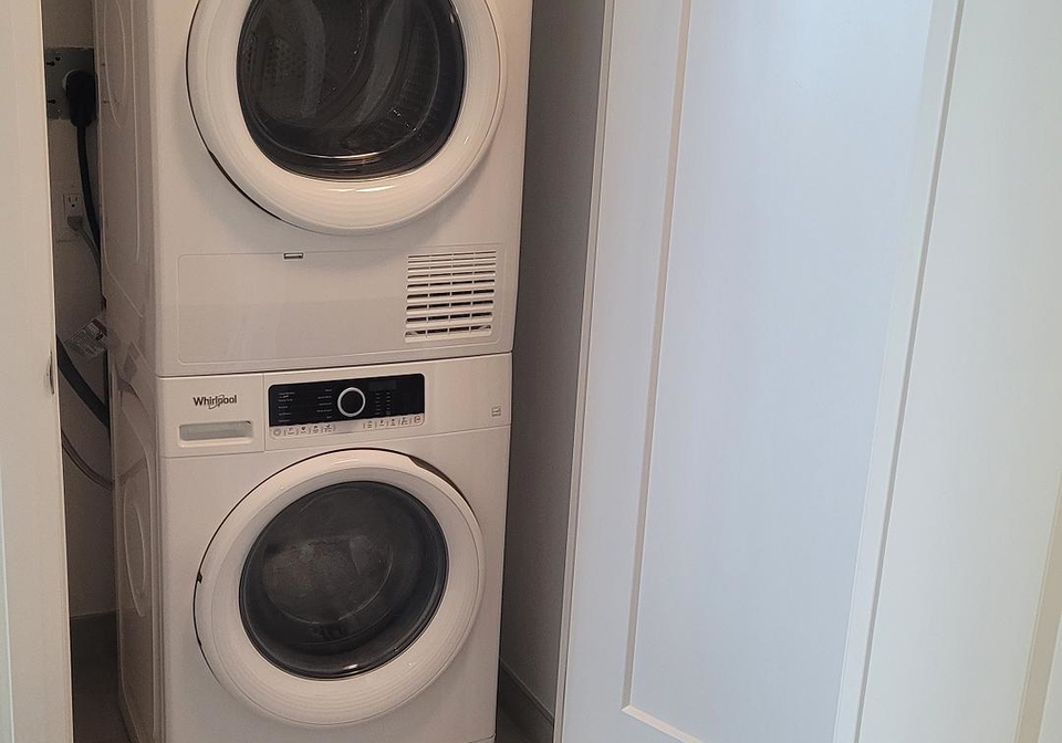 8-water-walk-drive-markham-ontario-n12952558