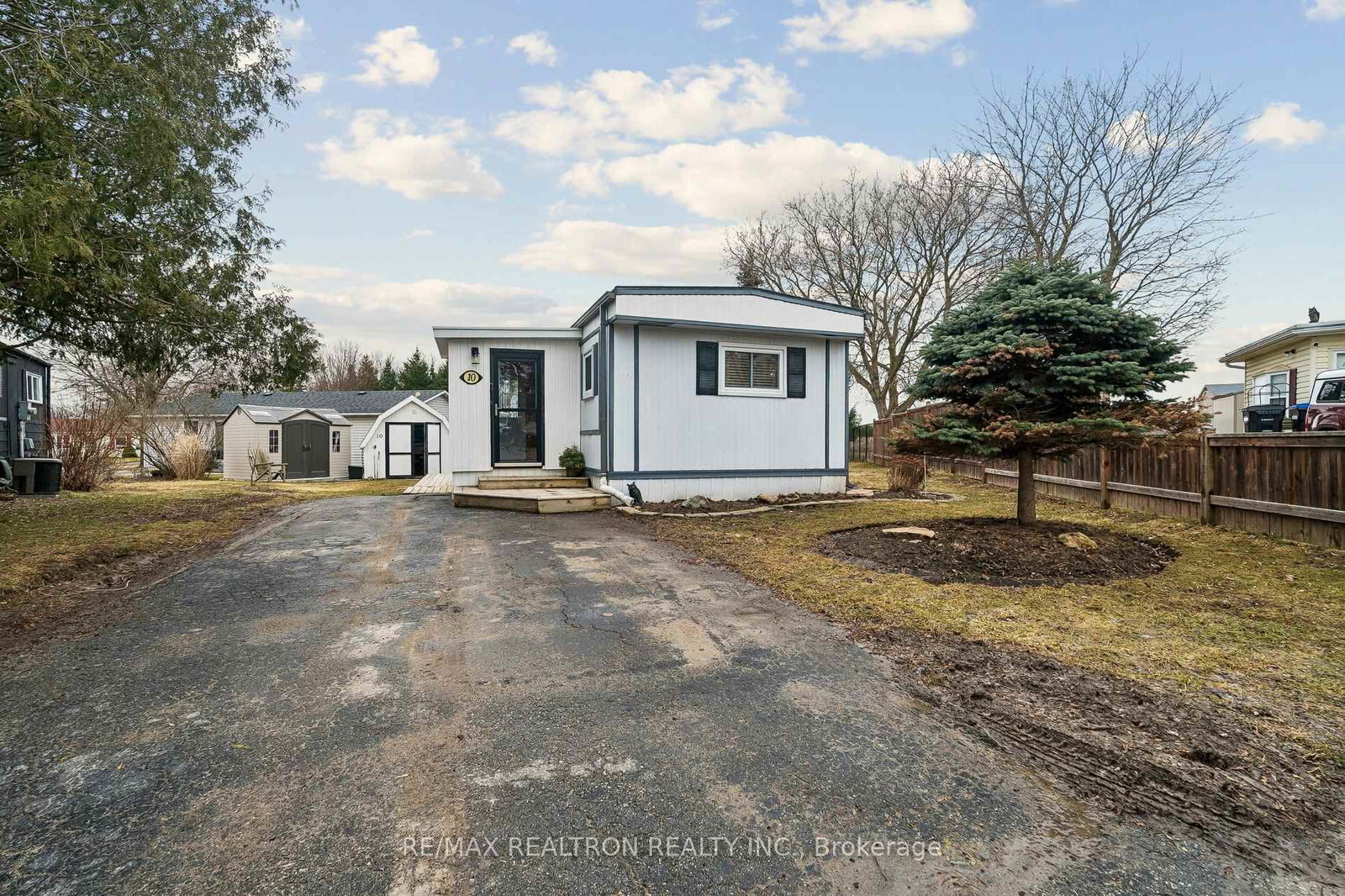 10-pinecrest-circle-innisfil-ontario-n12956708