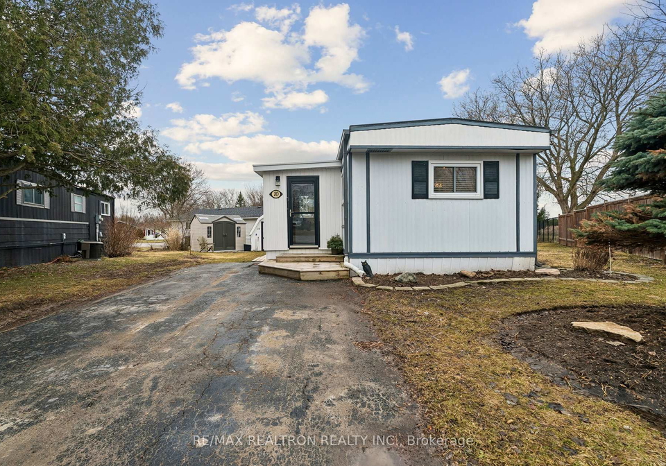 10-pinecrest-circle-innisfil-ontario-n12956708