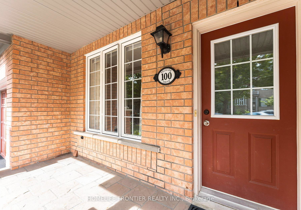 100-selkirk-drive-richmond-hill-ontario-n12957402