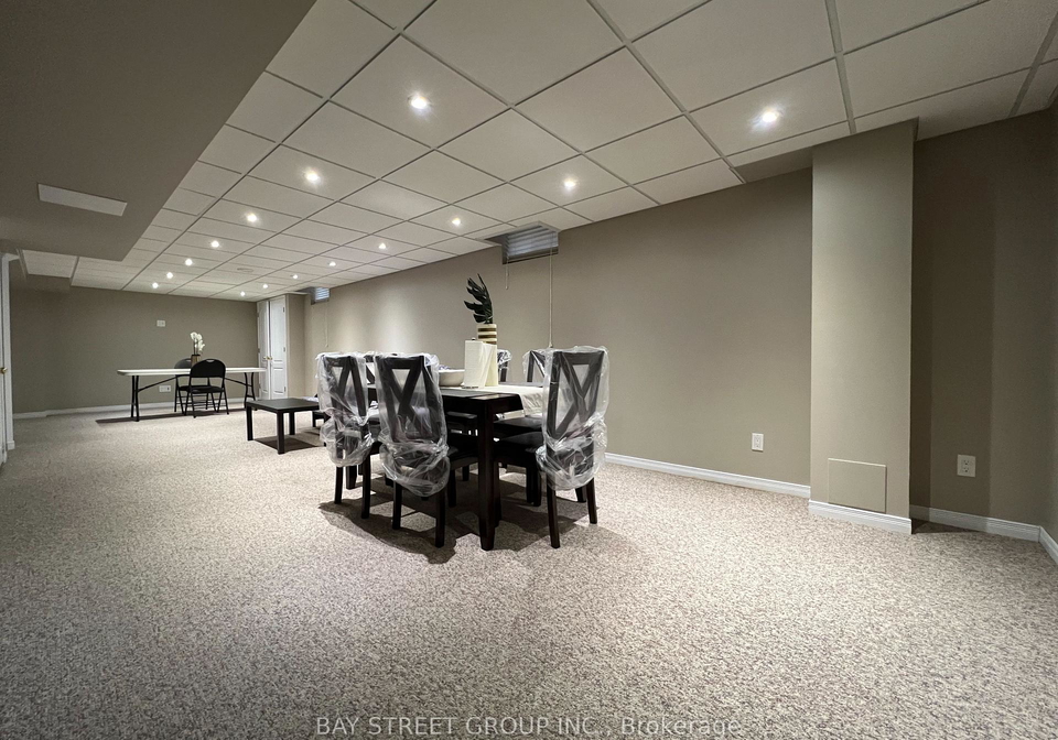 52-loring-crescent-markham-ontario-n12957510