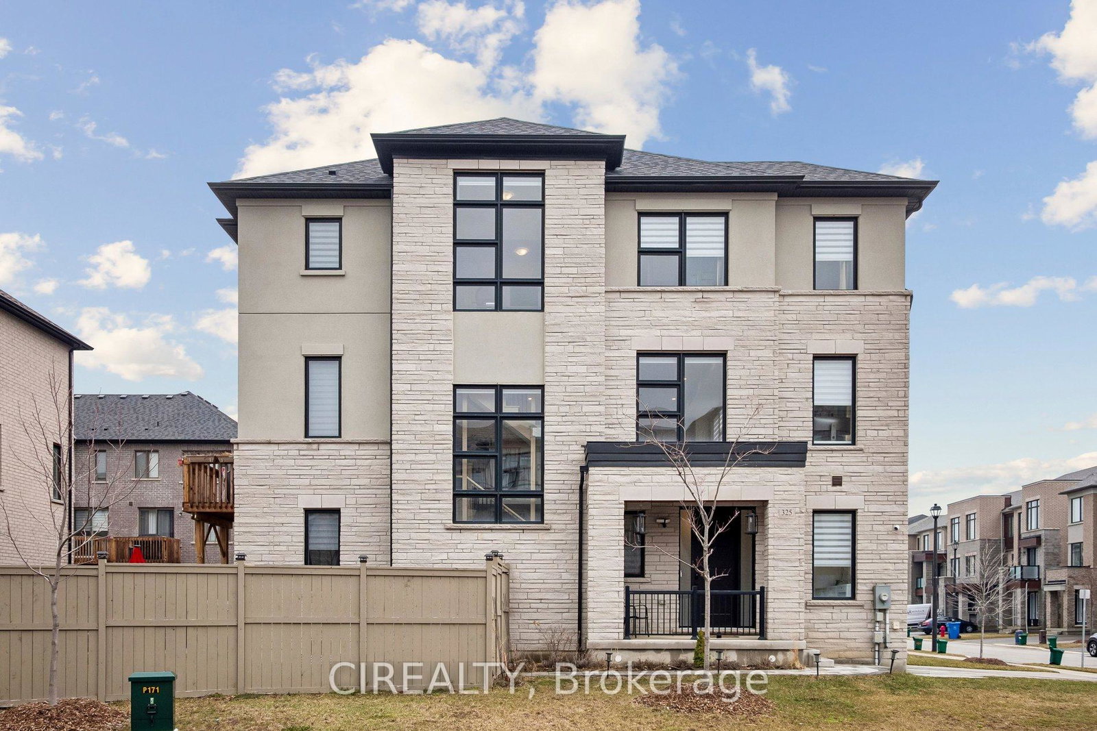 325-laplante-street-newmarket-ontario-n12957534