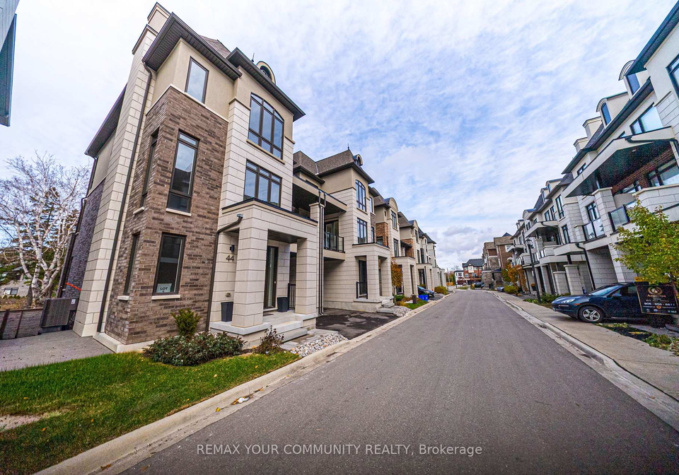 44-globemaster-lane-richmond-hill-ontario-n12957662