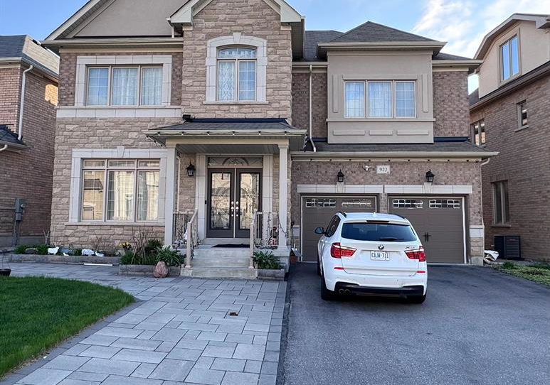 922-ernest-cousins-circle-newmarket-ontario-n12958150