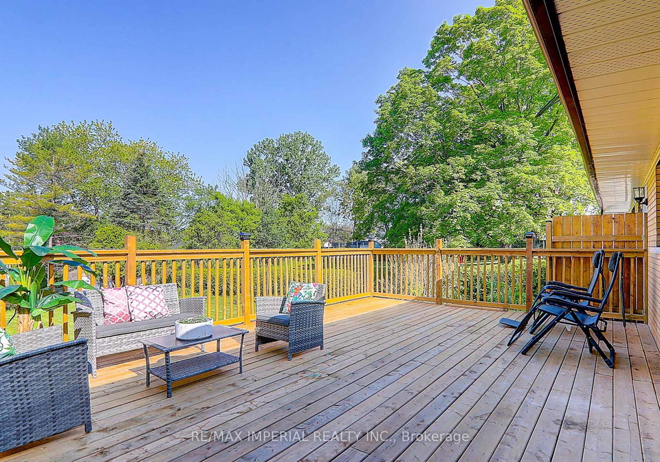 98-belfry-drive-newmarket-ontario-n12958588