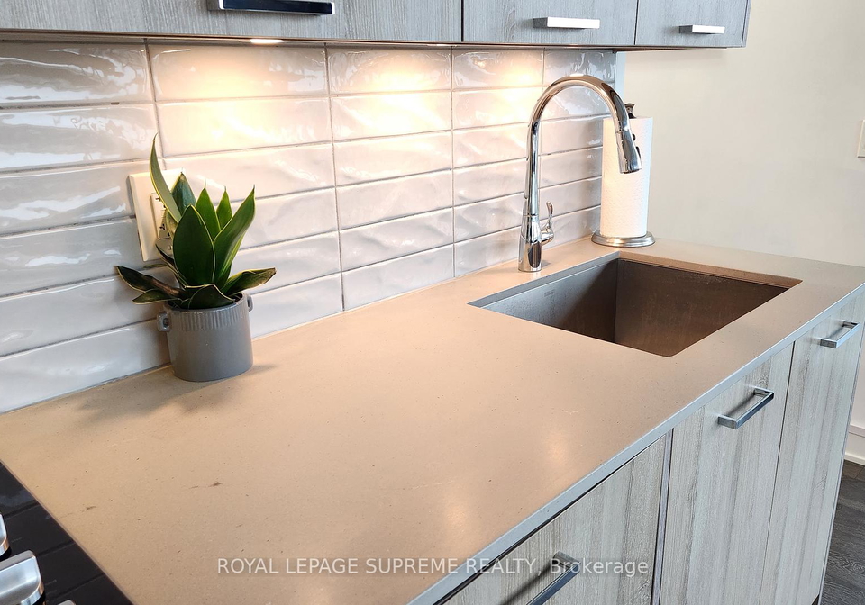 120-eagle-rock-way-vaughan-ontario-n12958752