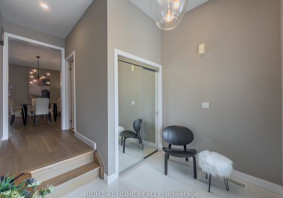 77-leaden-hall-drive-east-gwillimbury-ontario-n12958936