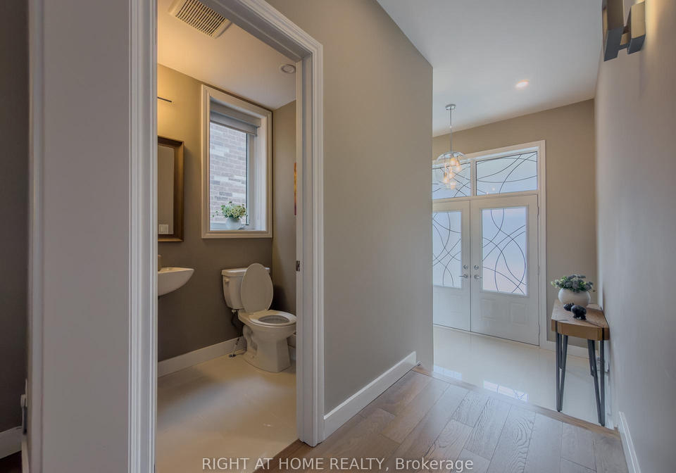 77-leaden-hall-drive-east-gwillimbury-ontario-n12958936