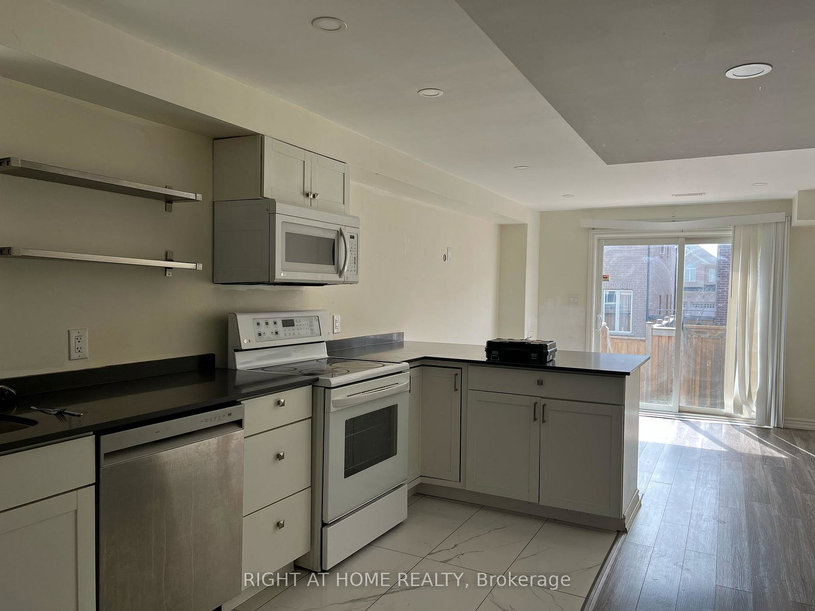 45-paper-mills-crescent-richmond-hill-ontario-n12959208