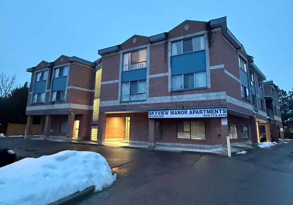 72-lake-avenue-richmond-hill-ontario-n12959328