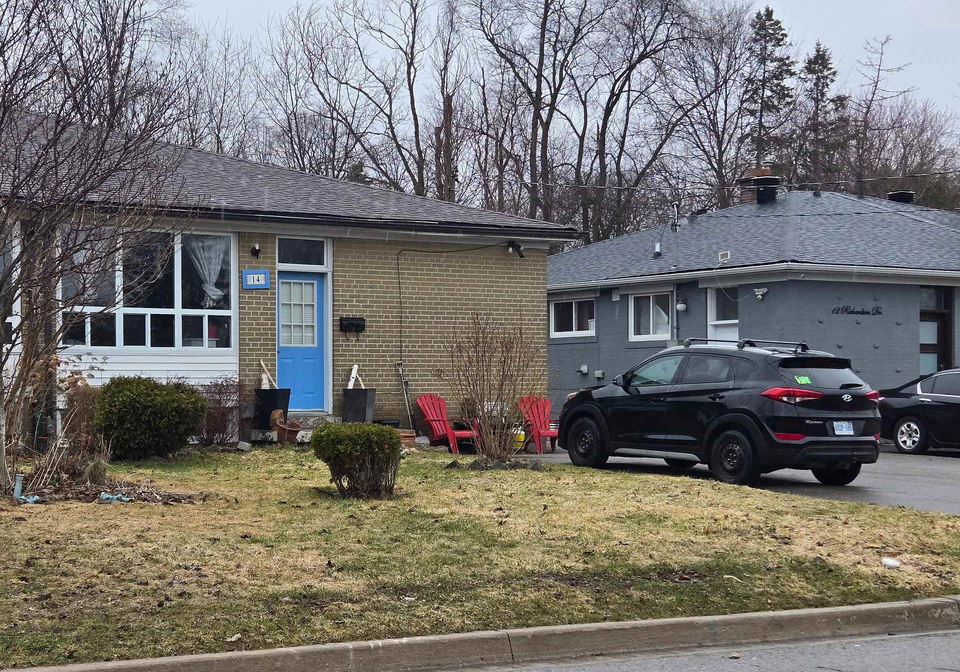 14-richardson-drive-aurora-ontario-n12959632