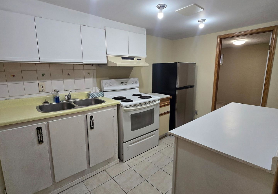 14-richardson-drive-aurora-ontario-n12959632