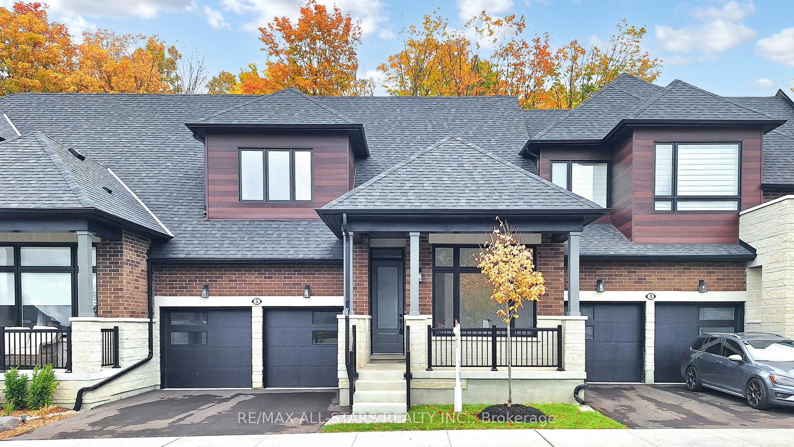 5-vern-robertson-gate-uxbridge-ontario-n12959636