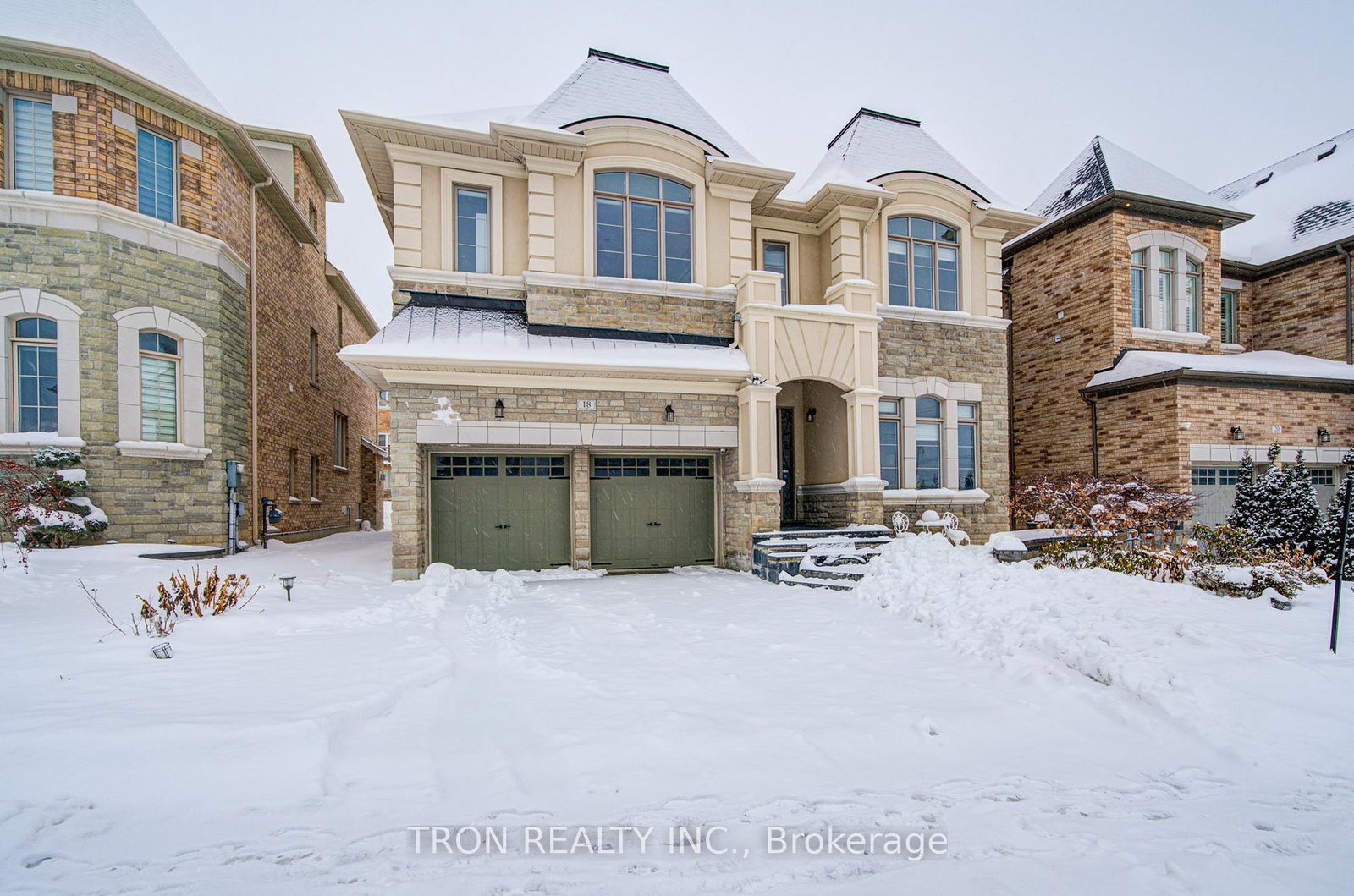 18-giardina-crescent-richmond-hill-ontario-n12959908