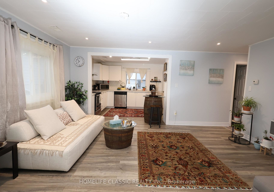 16-river-drive-east-gwillimbury-ontario-n12961906