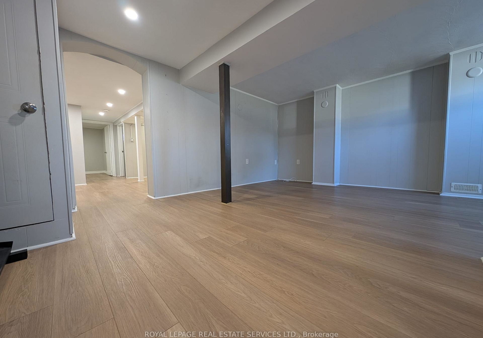 126-sheldon-avenue-newmarket-ontario-n12962000