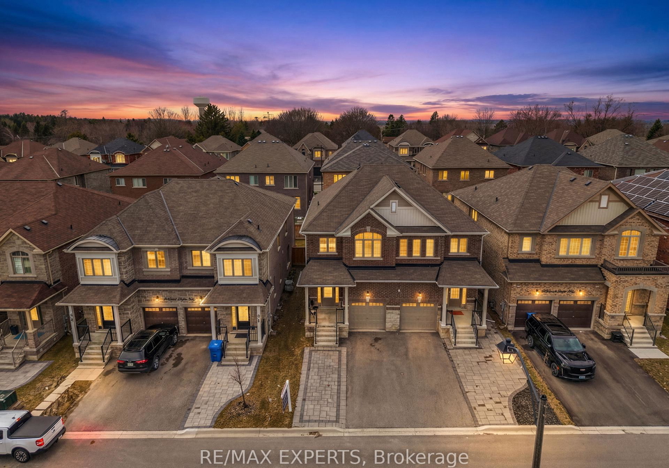 42-frederick-taylor-way-east-gwillimbury-ontario-n12962178