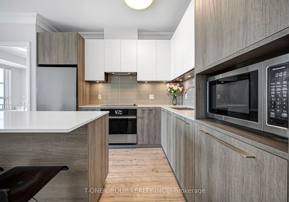 18-water-walk-drive-markham-ontario-n12962292