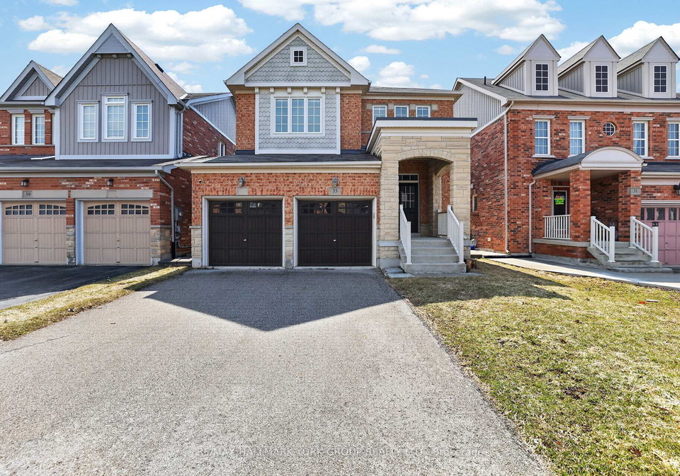 35-amberwing-landing-bradford-west-gwillimbury-ontario-n12963096