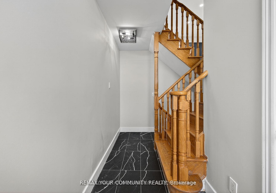 193-zokol-drive-aurora-ontario-n12963490