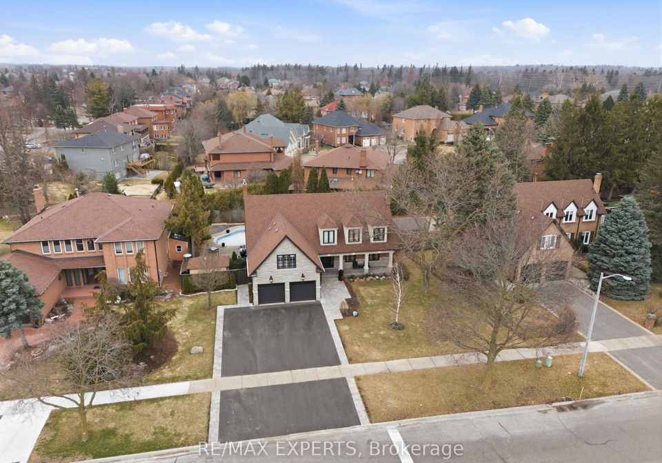 102-kiloran-avenue-vaughan-ontario-n12963586
