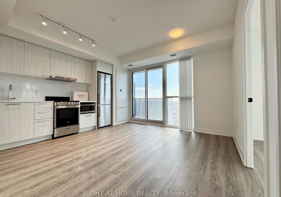 195-commerce-street-vaughan-ontario-n12963982