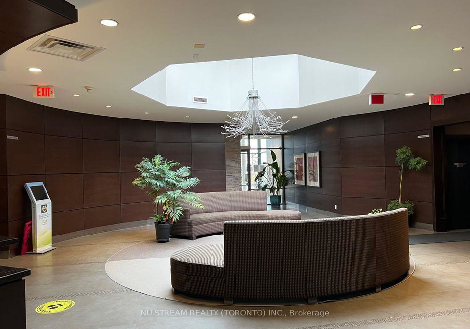 upper-duke-crescent-markham-ontario-n12964672