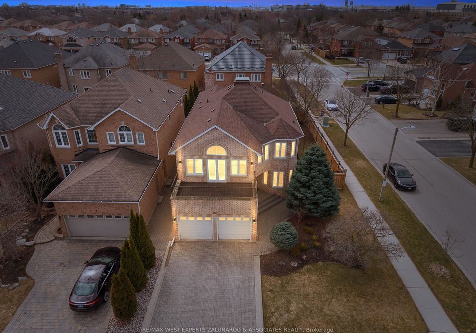 1-lanterna-crescent-vaughan-ontario-n12965052
