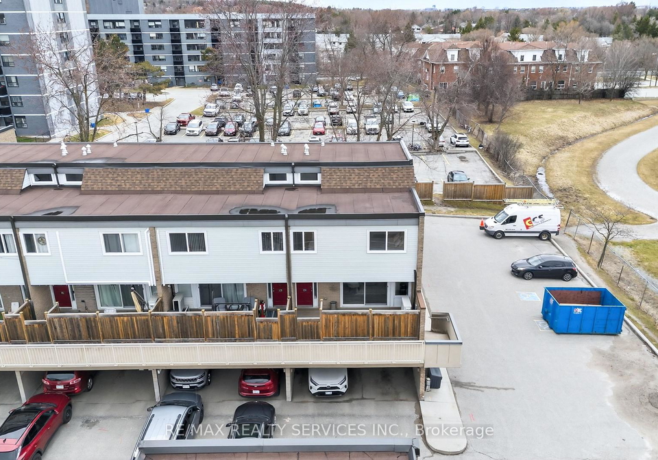 179-milestone-crescent-aurora-ontario-n12965126