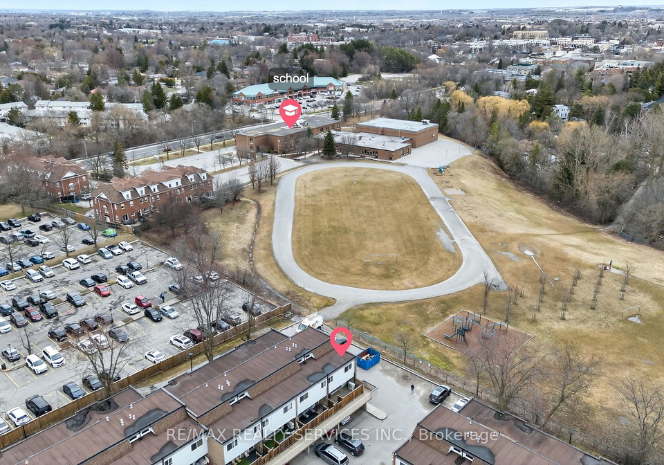179-milestone-crescent-aurora-ontario-n12965126