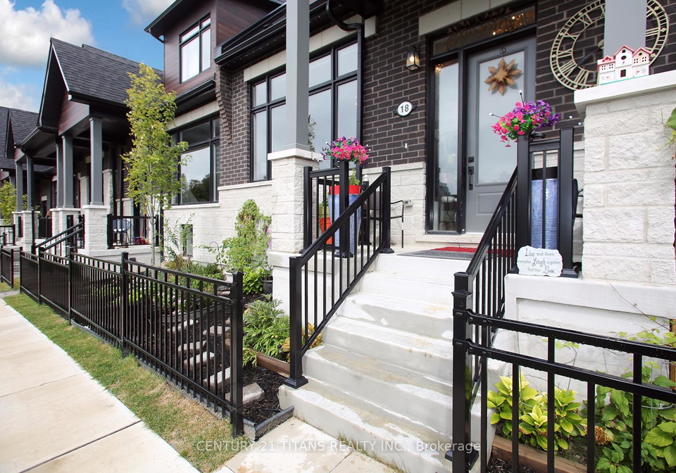 18-vern-robertson-gate-uxbridge-ontario-n12965890