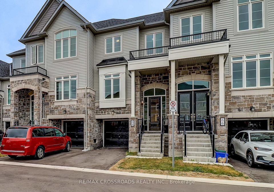 64-lyall-stokes-circle-east-gwillimbury-ontario-n12967060