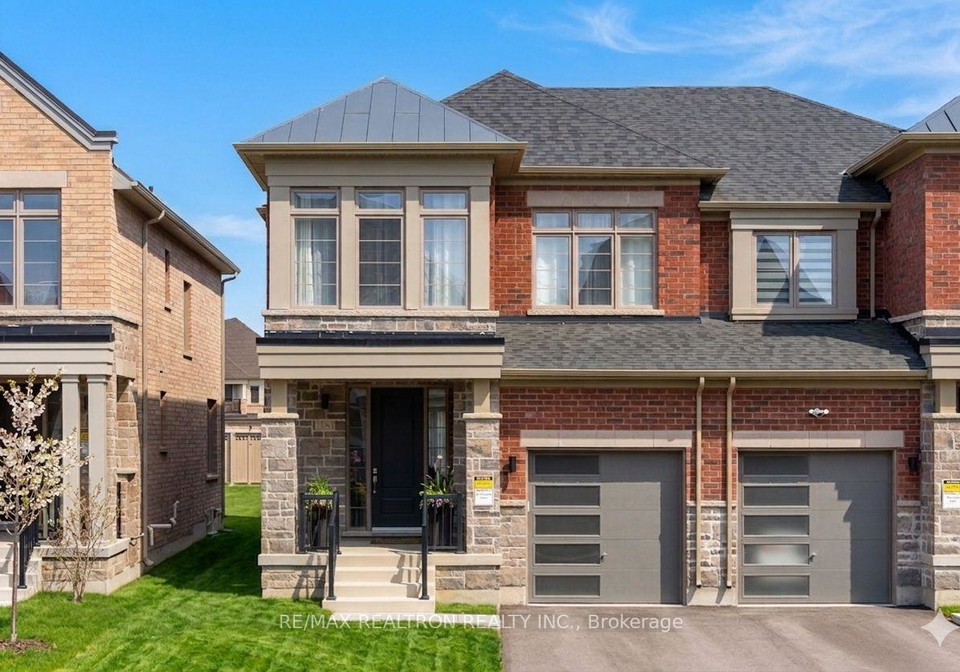 15-lazarette-lane-east-gwillimbury-ontario-n12968676