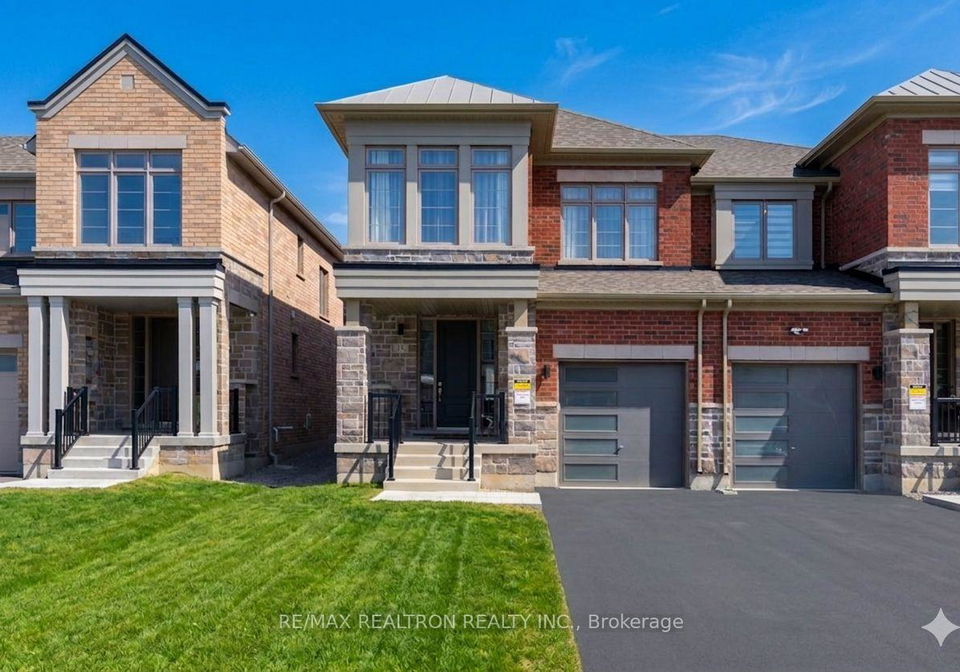 15-lazarette-lane-east-gwillimbury-ontario-n12968676