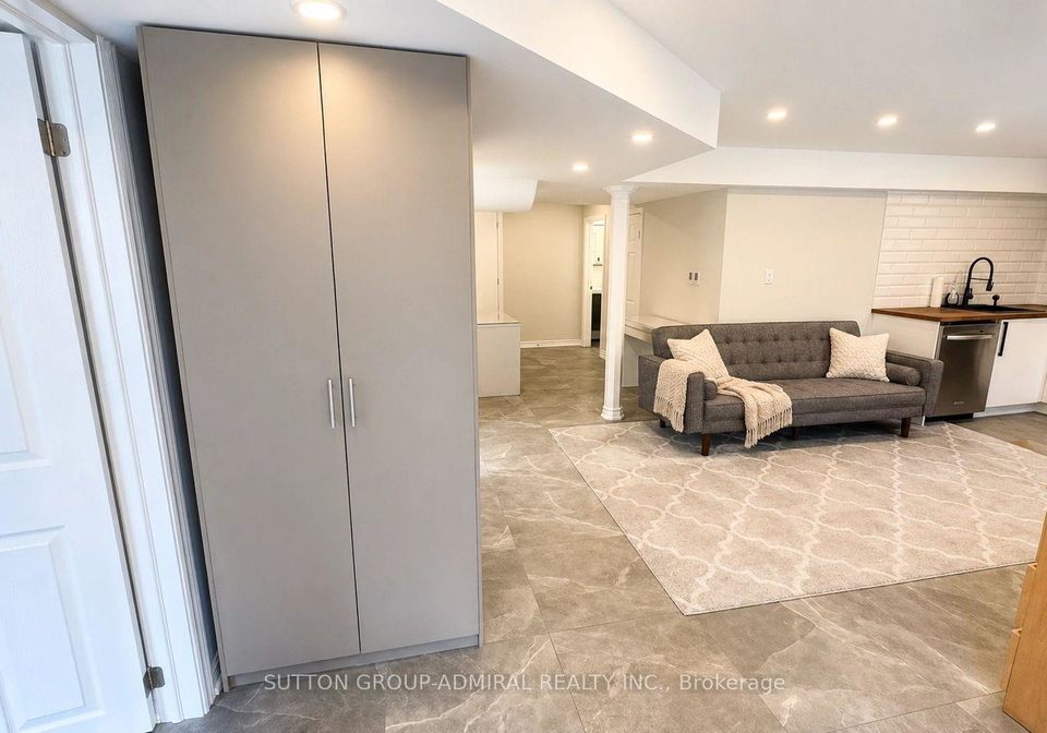 28-dovetail-drive-richmond-hill-ontario-n12968690