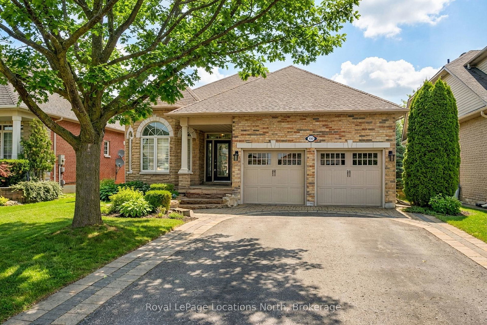 727-madeline-heights-n-newmarket-ontario-n12968938