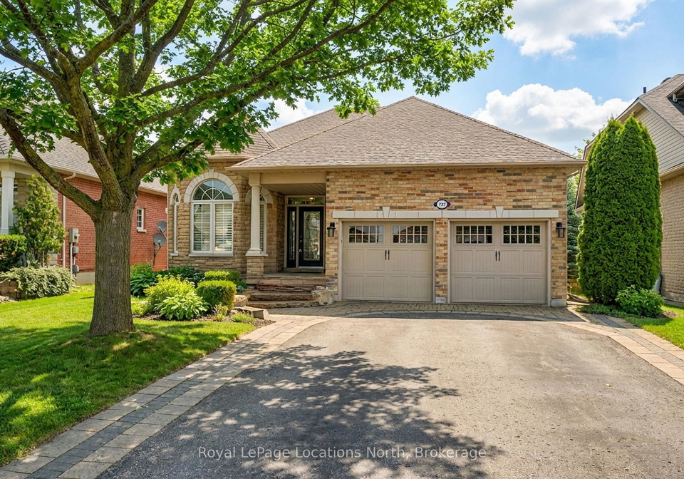 727-madeline-heights-n-newmarket-ontario-n12968938