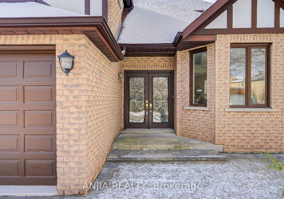 33-havagal-crescent-markham-ontario-n12968948