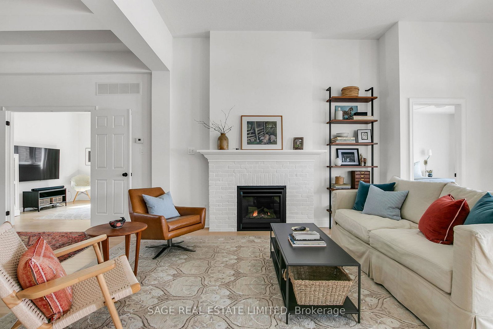 19-long-stan-whitchurch-stouffville-ontario-n12969010