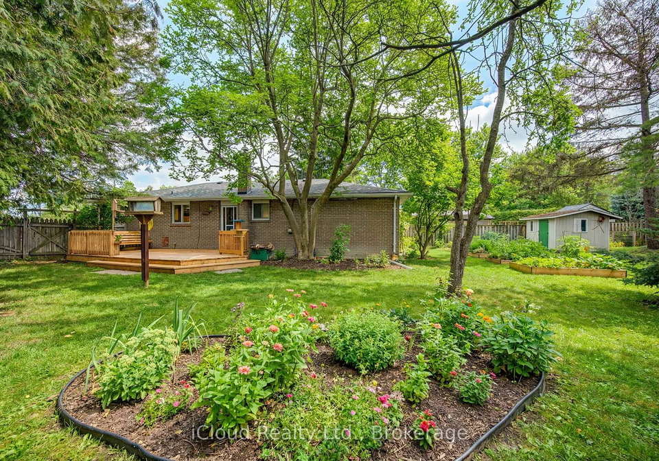 112-eden-court-newmarket-ontario-n12969052