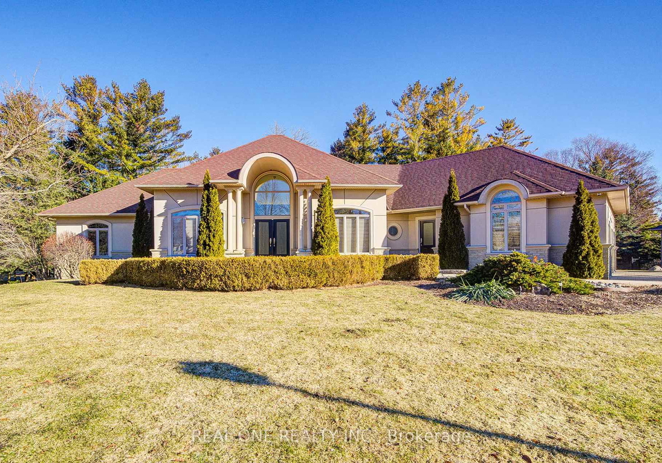 24-maplehyrn-avenue-east-gwillimbury-ontario-n12969182